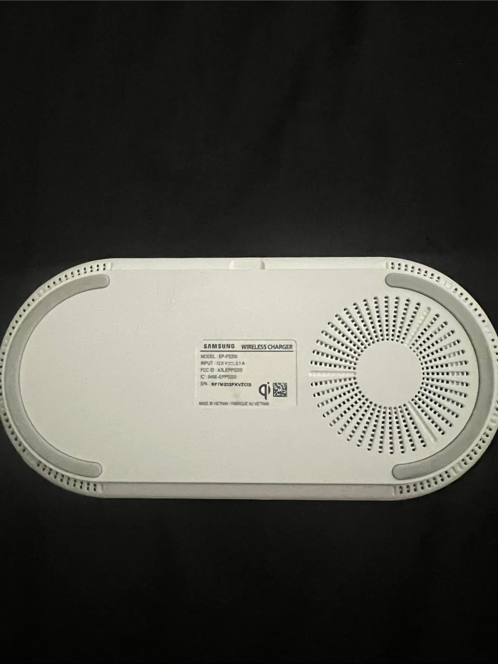Samsung White EP-P5200 Wireless Charging Station with Adapter
